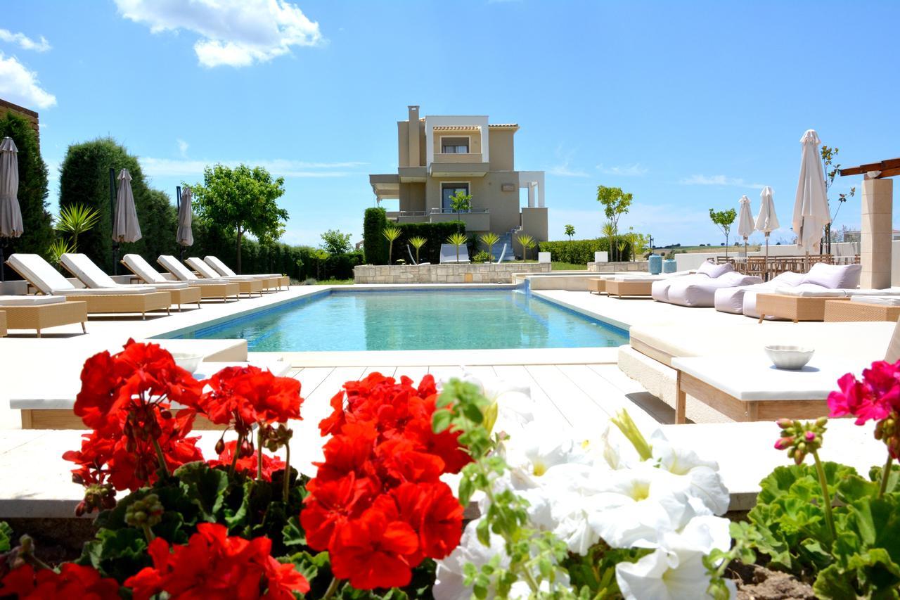 Niovi Boutique Apartments Afytos Bagian luar foto