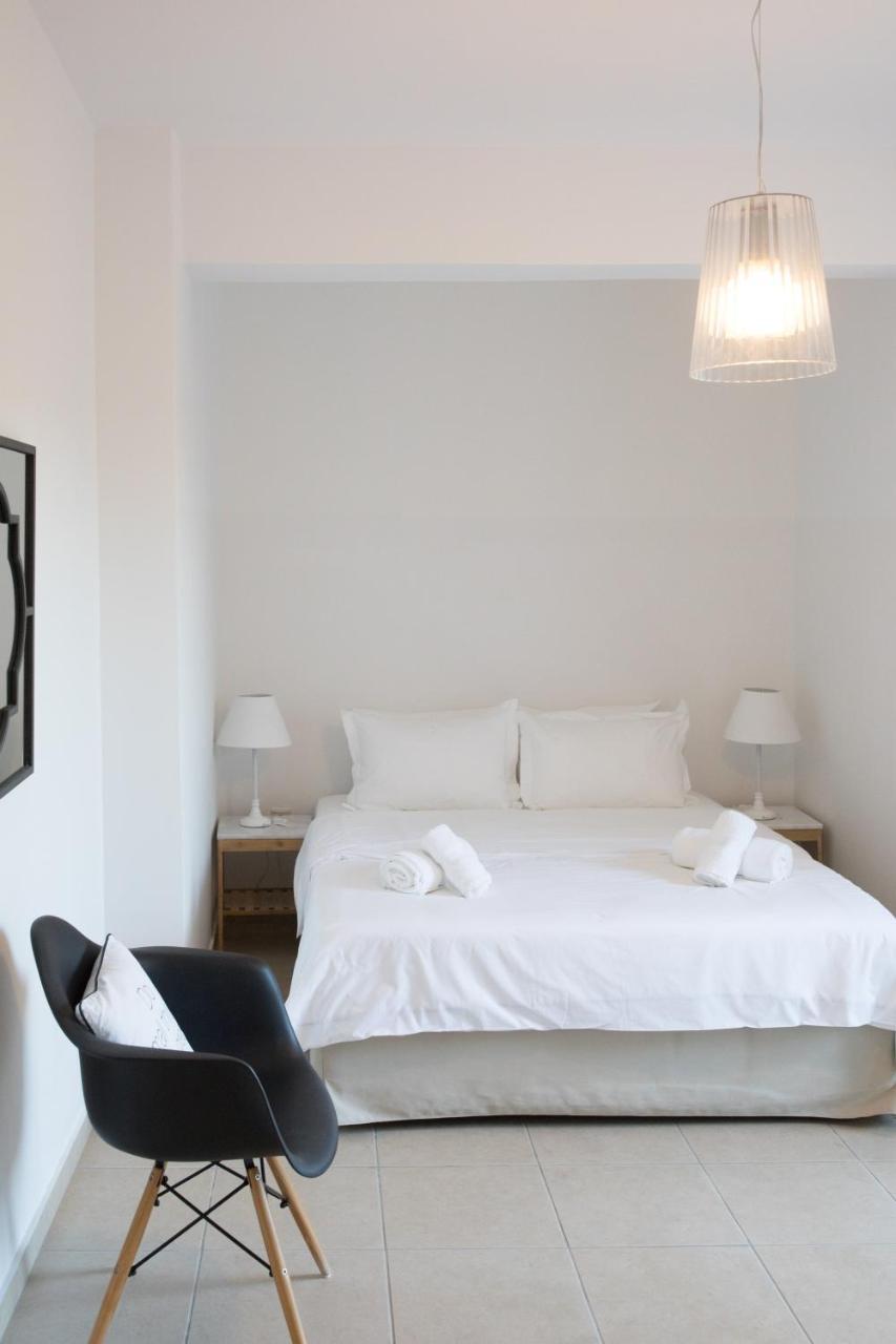 Niovi Boutique Apartments Afytos Bagian luar foto